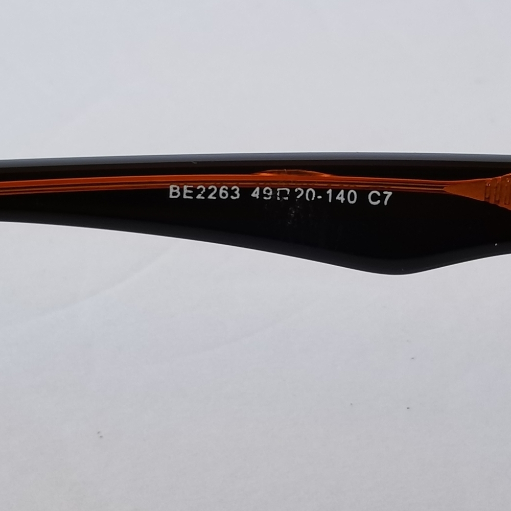 Burberry Eyeglasses Frames - Picture 16 of 16